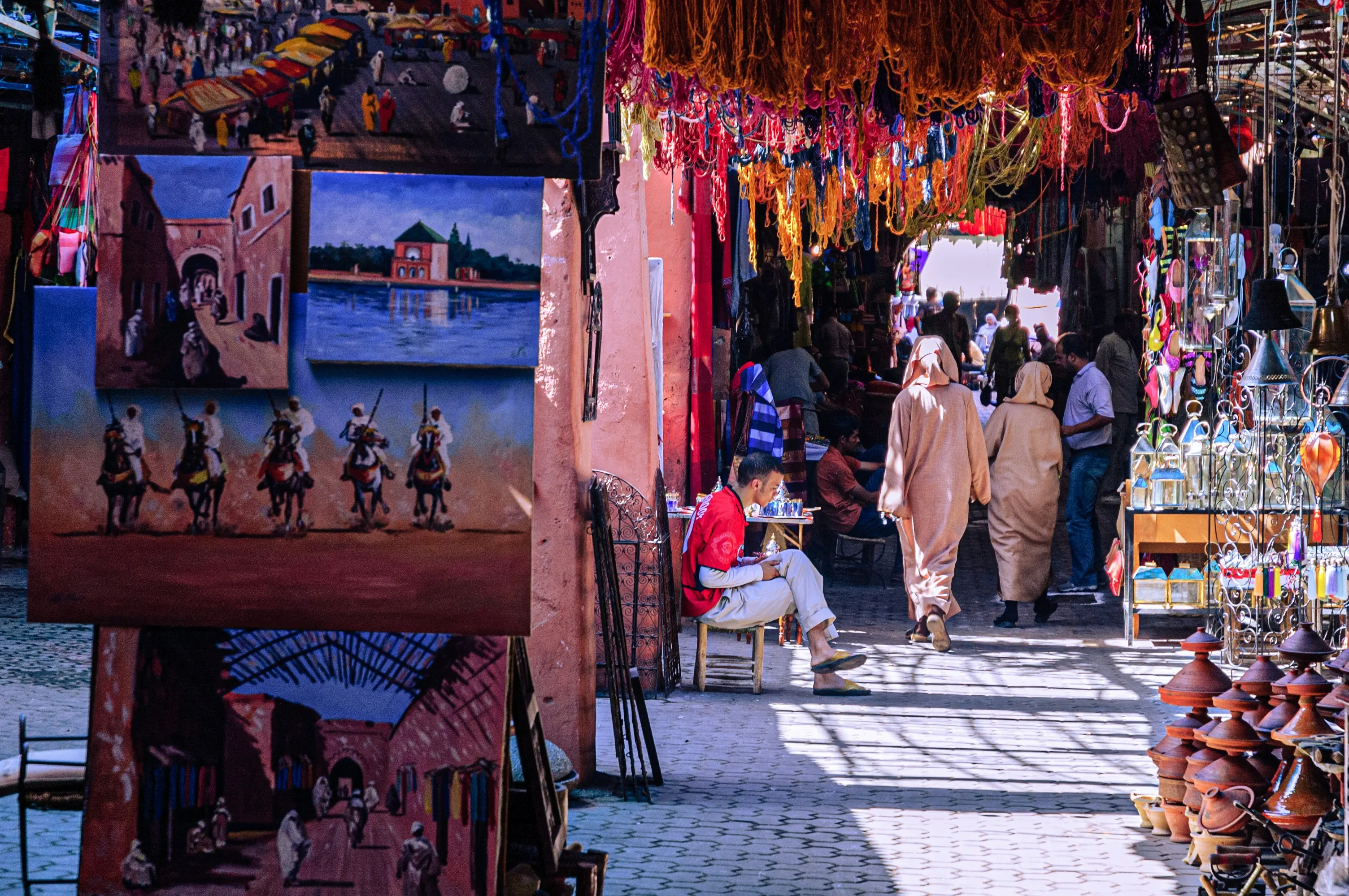 visit souk marrakech